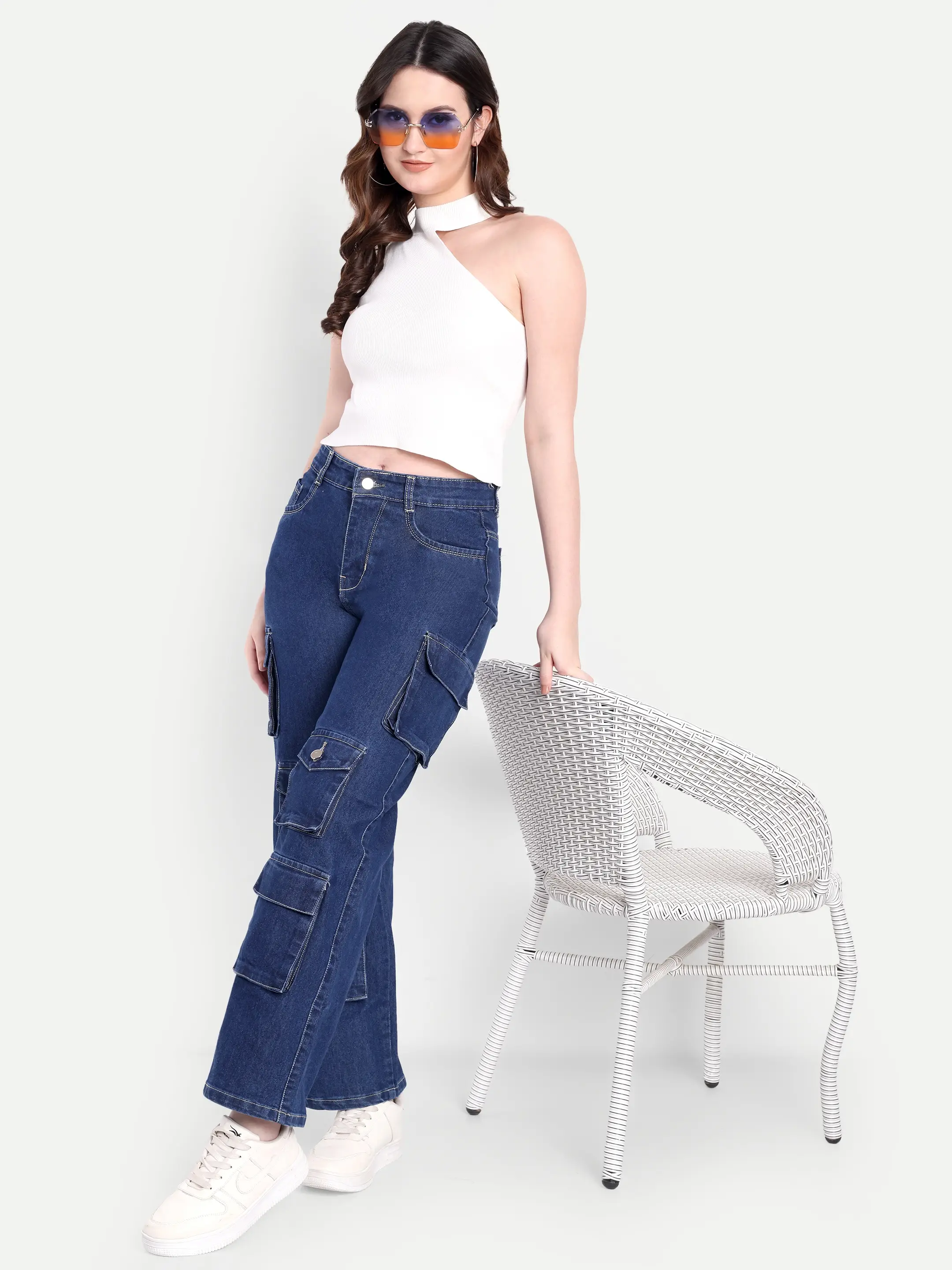 ecomm female shoot
